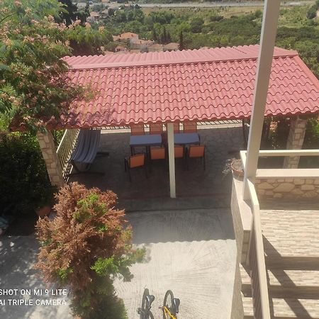 Guesthouse Zografia 브래스나 외부 사진