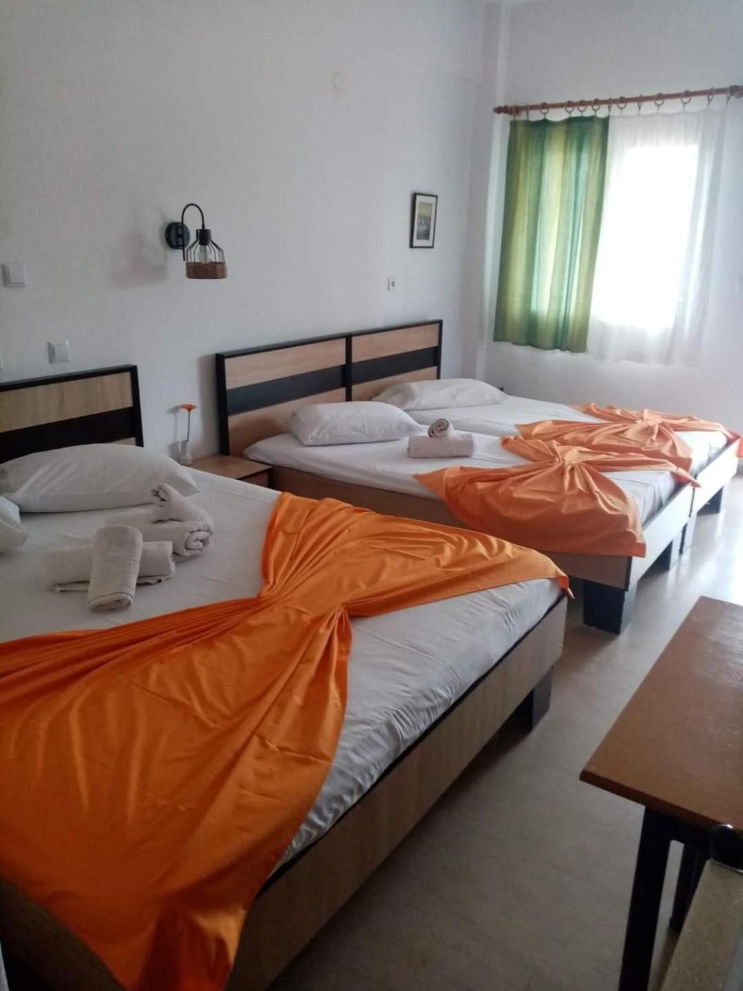 Guesthouse Zografia 브래스나 외부 사진