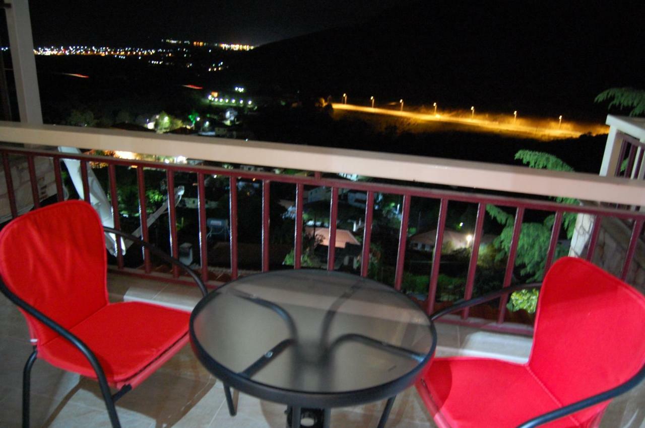 Guesthouse Zografia 브래스나 외부 사진