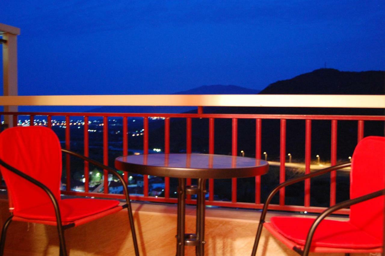 Guesthouse Zografia 브래스나 외부 사진